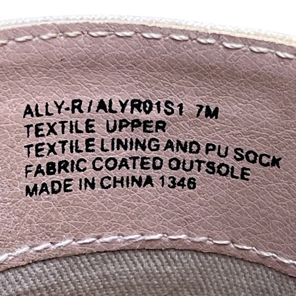 Steve Madden Ally-R Women’s Rhinestone Slip-On Flats Size 7M - Picture 6 of 8